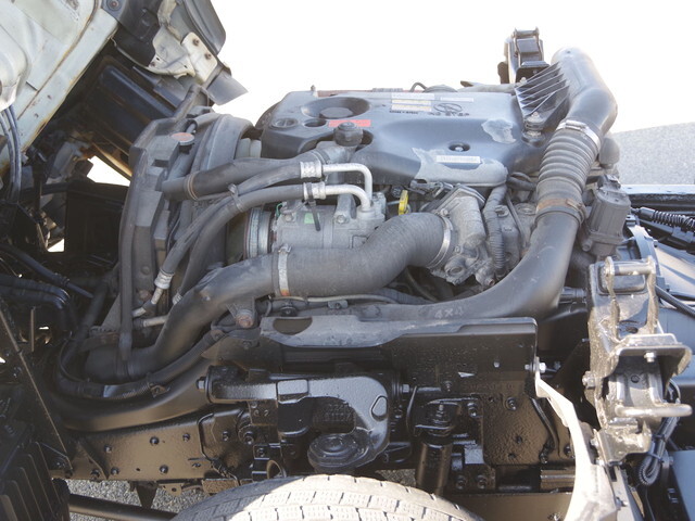 いすゞエルフシャーシ小型（2t・3t）[写真13]