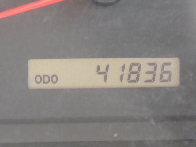 いすゞエルフシャーシ小型（2t・3t）[写真18]