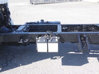 いすゞエルフシャーシ小型（2t・3t）[写真10]