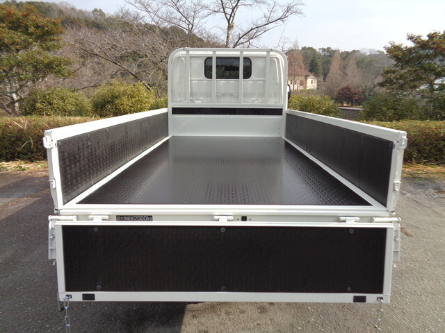 日野デュトロ平ボディ小型（2t・3t）[写真12]