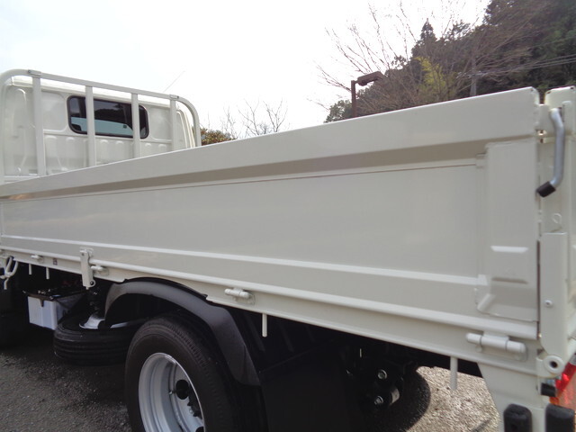 日野デュトロ平ボディ小型（2t・3t）[写真17]