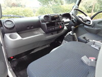 日野デュトロ平ボディ小型（2t・3t）[写真30]