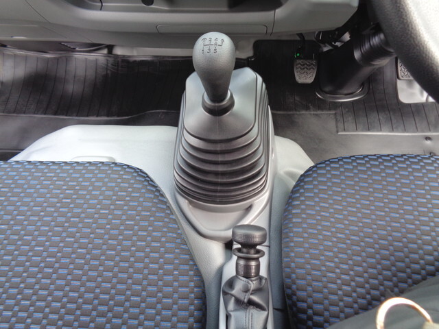 日野デュトロ平ボディ小型（2t・3t）[写真33]