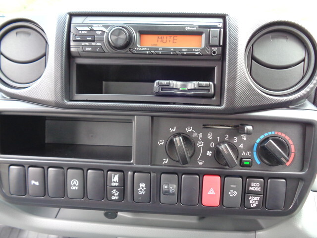 日野デュトロ平ボディ小型（2t・3t）[写真34]