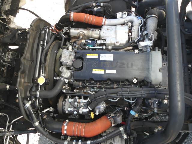 いすゞエルフ冷凍車（冷蔵車）小型（2t・3t）[写真11]