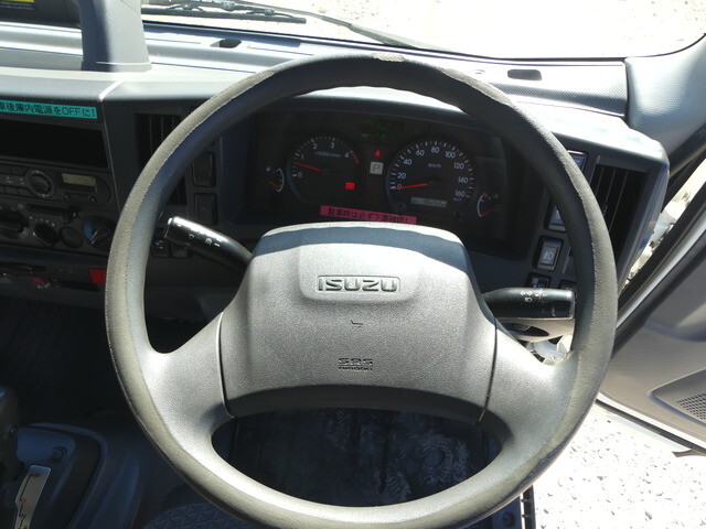 いすゞエルフ冷凍車（冷蔵車）小型（2t・3t）[写真14]