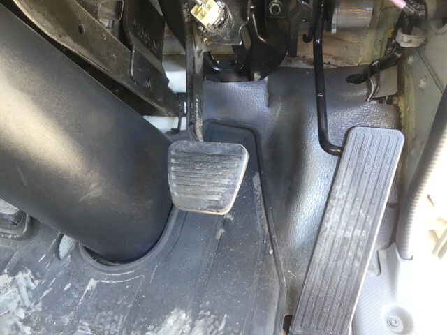 いすゞエルフ冷凍車（冷蔵車）小型（2t・3t）[写真21]