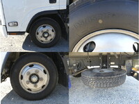 いすゞエルフ冷凍車（冷蔵車）小型（2t・3t）[写真27]