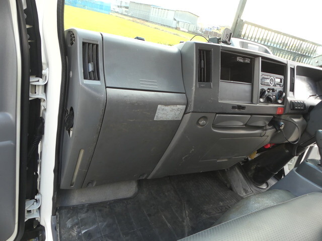 いすゞエルフローダーダンプ小型（2t・3t）[写真13]