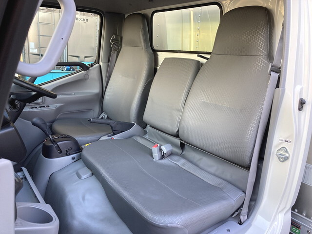 トヨタダイナアルミバン小型（2t・3t）[写真38]