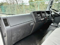 いすゞエルフアルミウイング小型（2t・3t）[写真11]