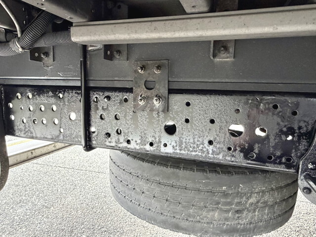 いすゞエルフアルミウイング小型（2t・3t）[写真22]