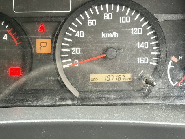 いすゞエルフアルミウイング小型（2t・3t）[写真32]