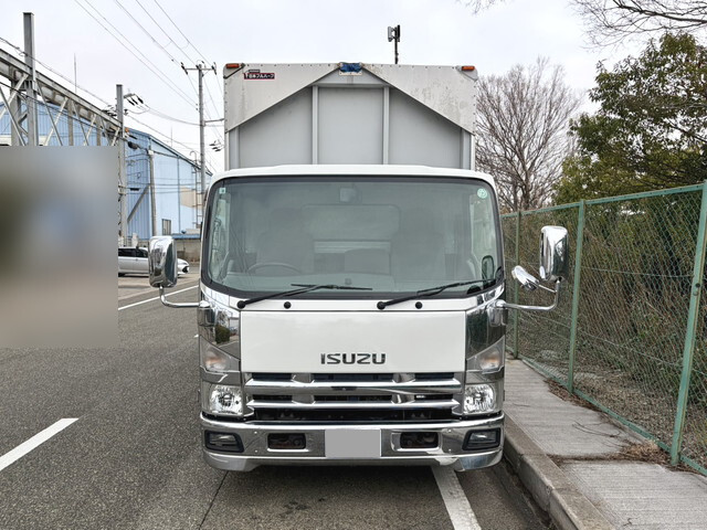 いすゞエルフアルミウイング小型（2t・3t）[写真34]