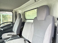 いすゞエルフアルミウイング小型（2t・3t）[写真10]