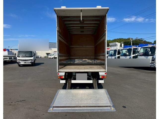 いすゞエルフアルミバン小型（2t・3t）[写真13]