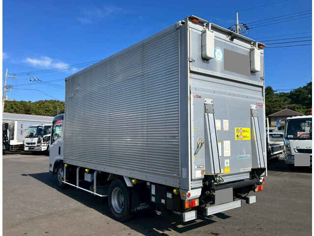 いすゞエルフアルミバン小型（2t・3t）[写真02]