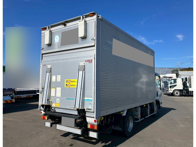 いすゞエルフアルミバン小型（2t・3t）[写真04]