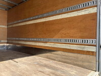 いすゞエルフアルミバン小型（2t・3t）[写真07]