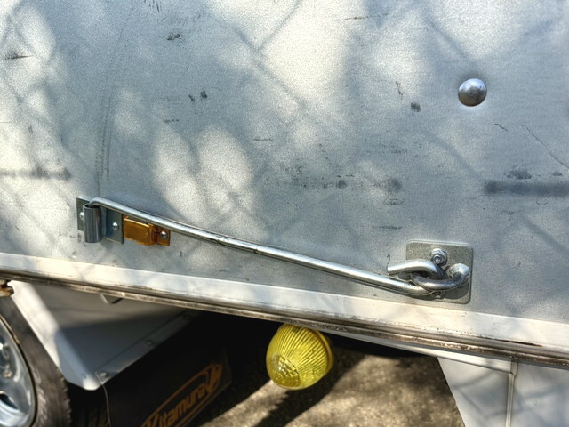 日野デュトロパネルバン小型（2t・3t）[写真19]