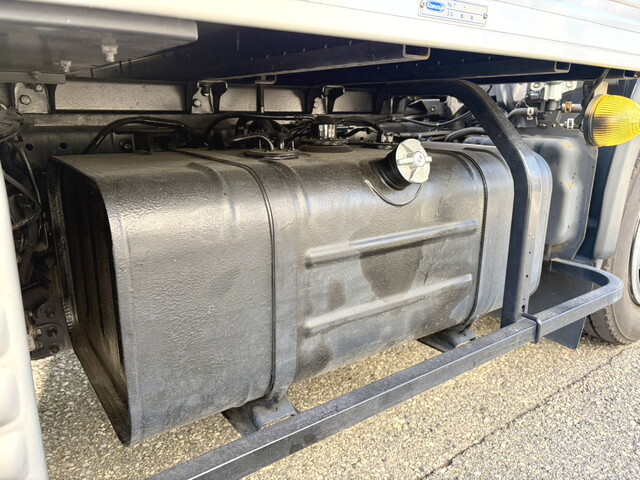 日野デュトロパネルバン小型（2t・3t）[写真25]