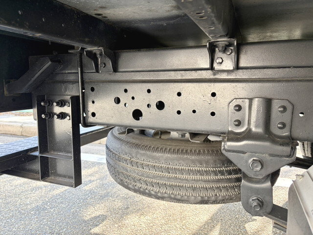 日野デュトロパネルバン小型（2t・3t）[写真27]