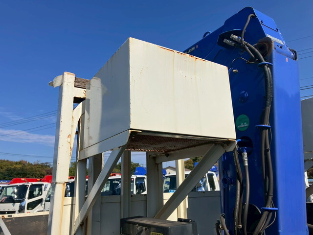 日野デュトロクレーン4段小型（2t・3t）[写真23]