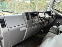 いすゞエルフアルミバン小型（2t・3t）[写真12]