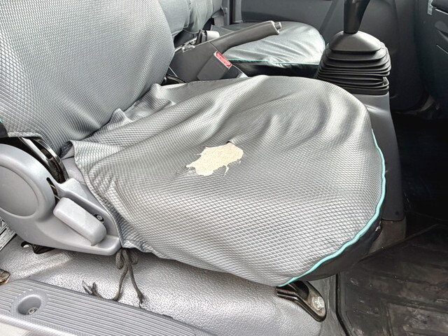 いすゞエルフアルミバン小型（2t・3t）[写真19]