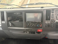 いすゞエルフアルミバン小型（2t・3t）[写真24]