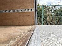 いすゞエルフアルミバン小型（2t・3t）[写真10]