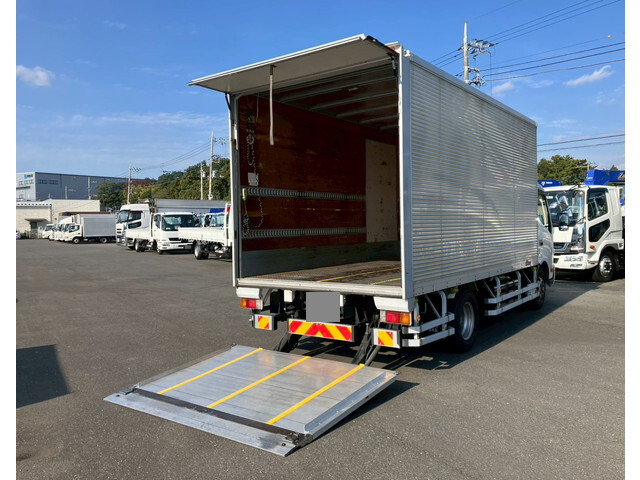日野デュトロアルミバン小型（2t・3t）[写真14]