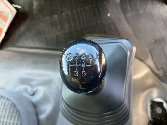 日野デュトロアルミバン小型（2t・3t）[写真33]