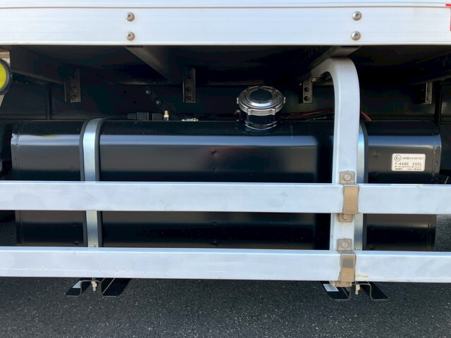 日野デュトロアルミバン小型（2t・3t）[写真38]