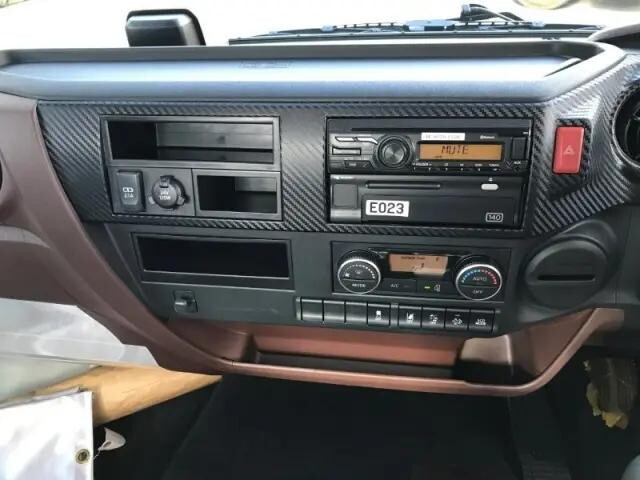 日野レンジャーミキサー車（コンクリートミキサー）増トン（6t・8t）[写真10]