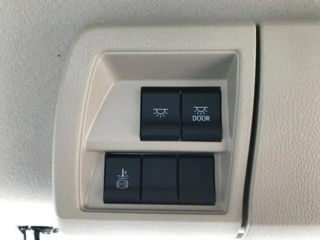 日野レンジャーミキサー車（コンクリートミキサー）増トン（6t・8t）[写真13]