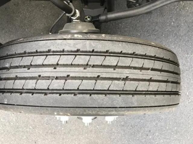 日野レンジャーミキサー車（コンクリートミキサー）増トン（6t・8t）[写真19]