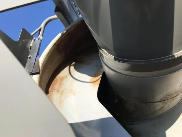 日野レンジャーミキサー車（コンクリートミキサー）増トン（6t・8t）[写真34]