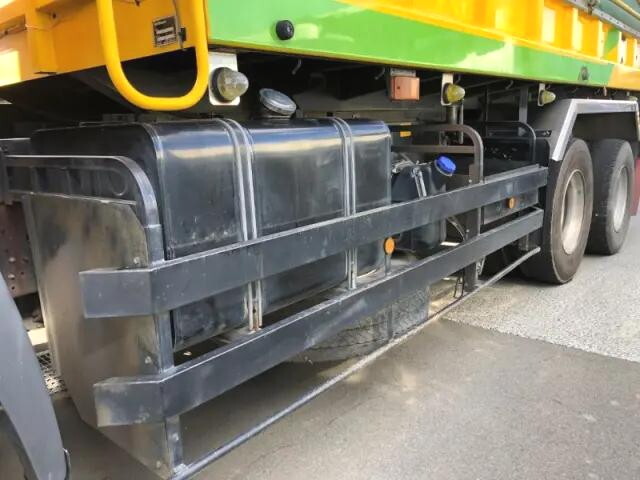 日野プロフィアダンプ大型（10t）[写真15]