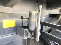 日野プロフィアダンプ大型（10t）[写真18]