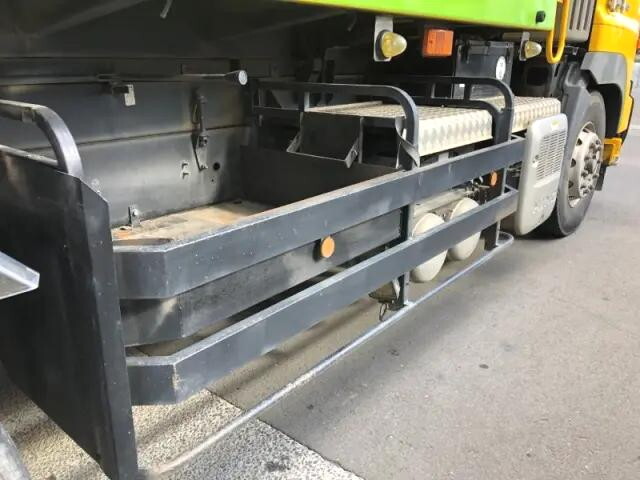 日野プロフィアダンプ大型（10t）[写真18]