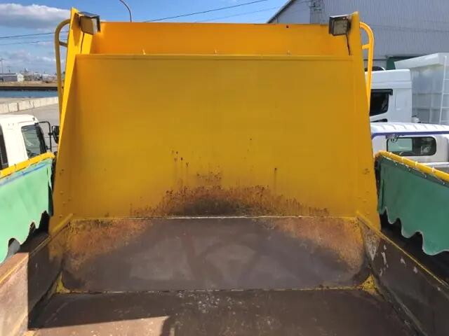 日野プロフィアダンプ大型（10t）[写真21]
