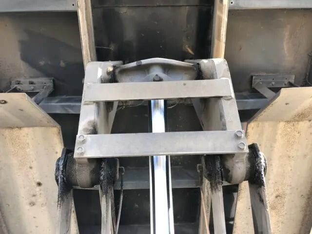 日野プロフィアダンプ大型（10t）[写真24]