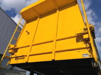 日野プロフィアダンプ大型（10t）[写真32]