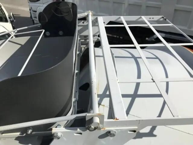 日野レンジャーミキサー車（コンクリートミキサー）増トン（6t・8t）[写真29]