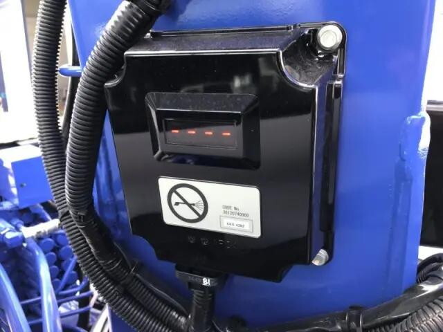 日野レンジャークレーン4段増トン（6t・8t）[写真25]