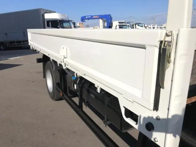 三菱ふそうキャンタークレーン5段小型（2t・3t）[写真20]