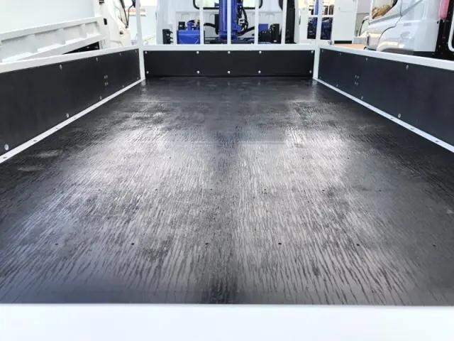 三菱ふそうキャンタークレーン5段小型（2t・3t）[写真35]