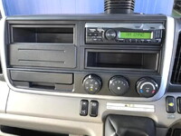 三菱ふそうキャンタークレーン5段小型（2t・3t）[写真09]