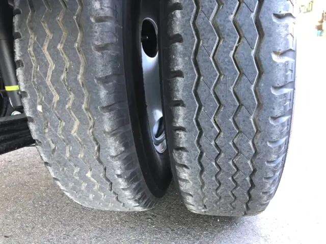 三菱ふそうキャンターダンプ小型（2t・3t）[写真17]